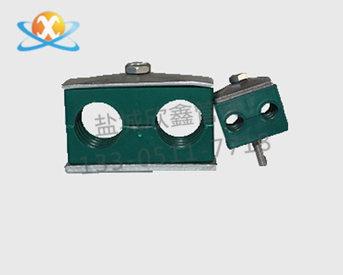 輕型雙聯管夾.jpg 輕型雙聯管夾.jpg